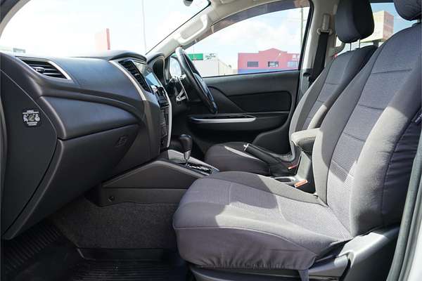 2021 Mitsubishi Triton GLS MR 4X4