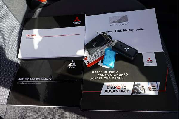 2021 Mitsubishi Triton GLS MR 4X4