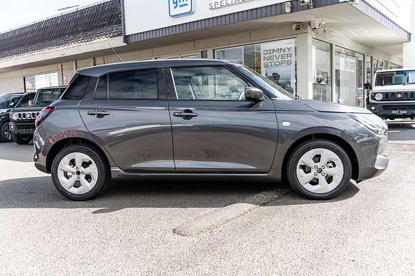 2025 Suzuki Swift Hybrid Plus UZ