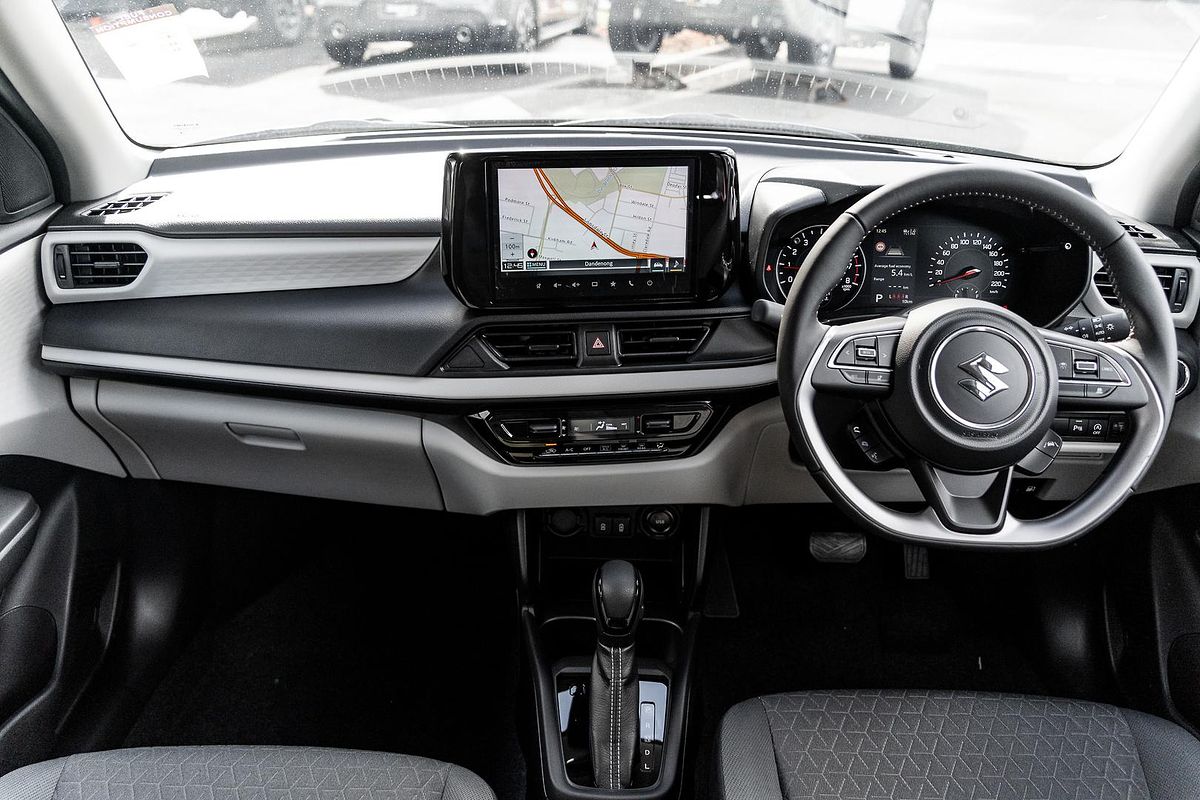 2025 Suzuki Swift Hybrid Plus UZ