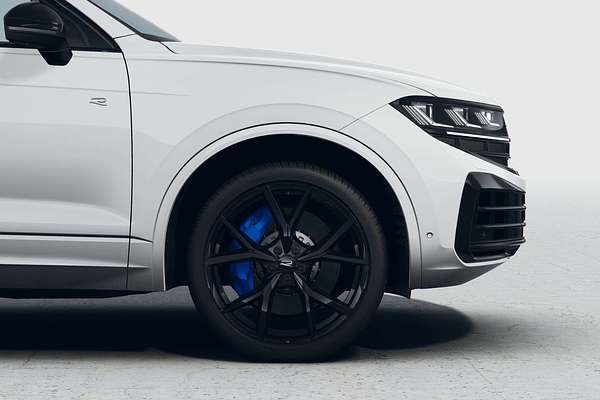 2025 Volkswagen Touareg R RC