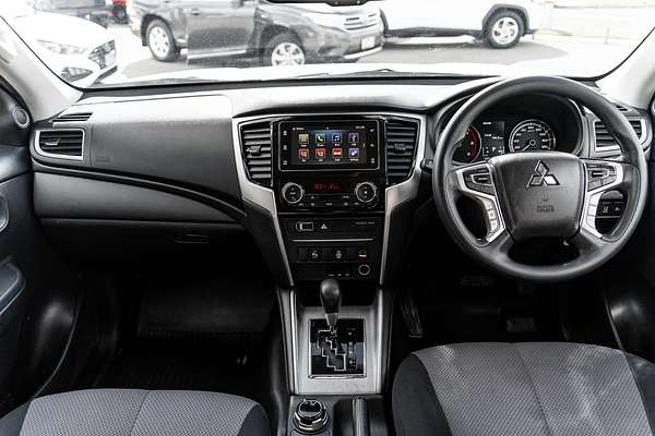 2021 Mitsubishi Triton GLX+ MR 4X4