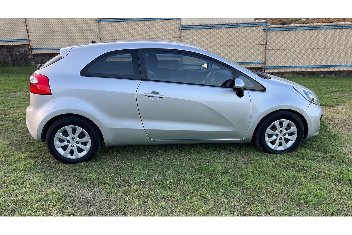 2012 Kia Rio S UB