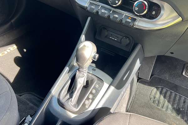 2012 Kia Rio S UB