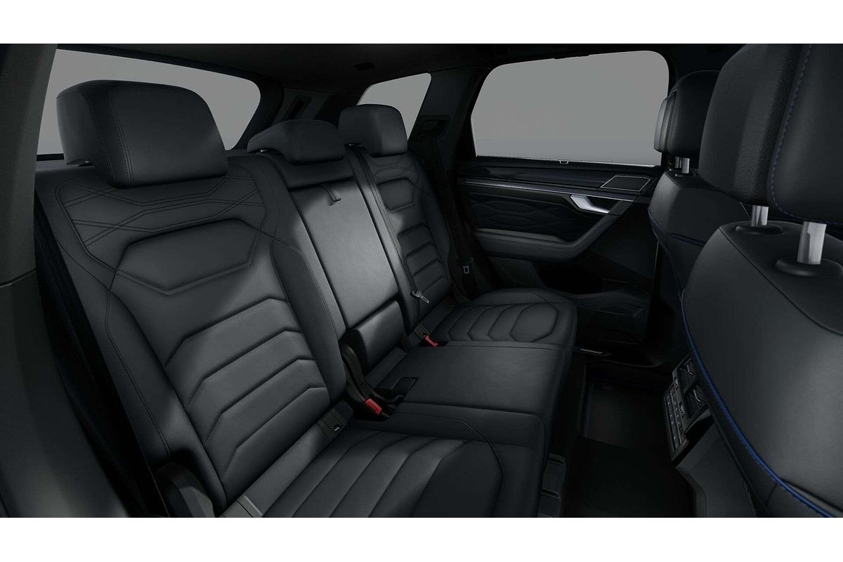 2025 Volkswagen Touareg R RC