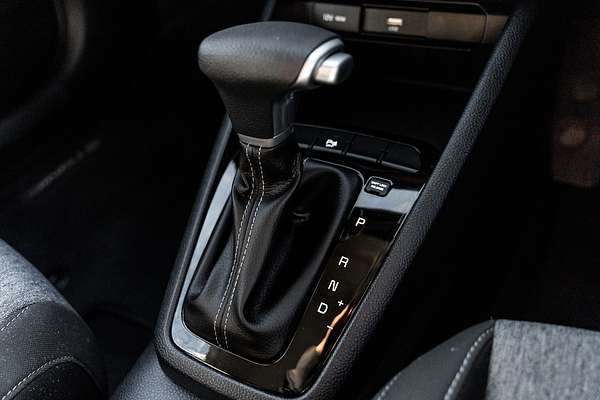 2022 Kia Stonic S YB