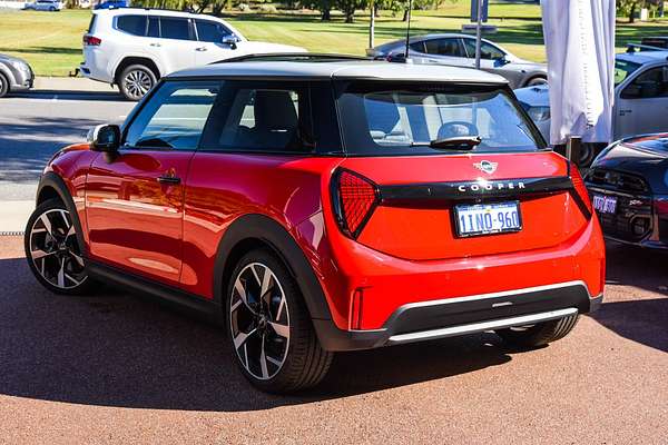 2024 MINI Cooper C Classic F66