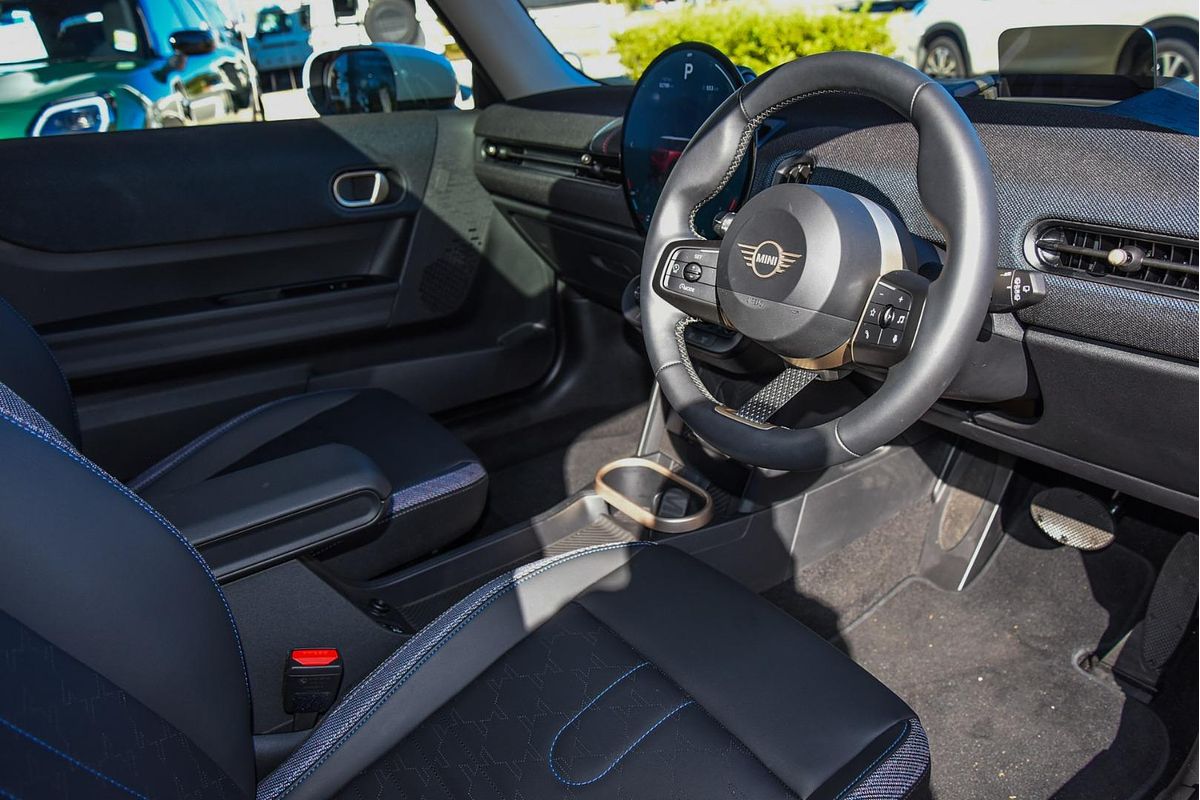 2024 MINI Cooper C Classic F66