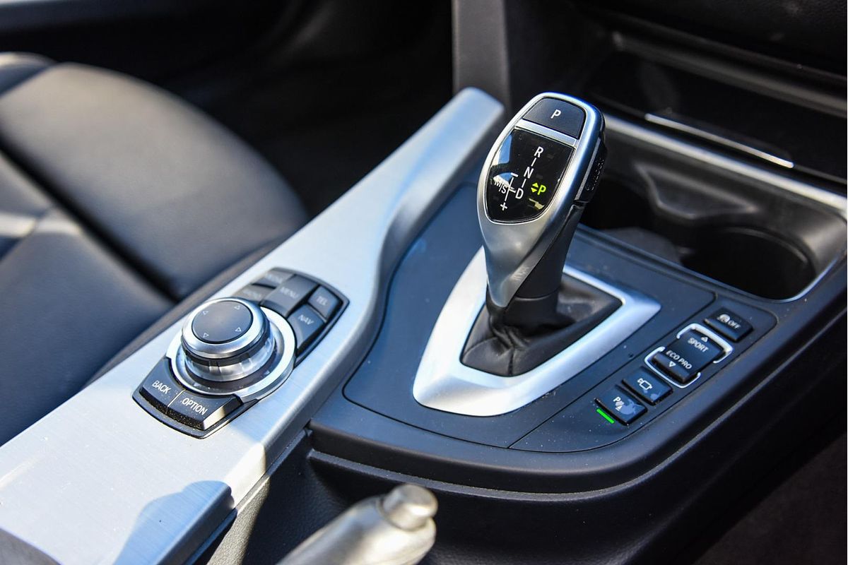 2015 BMW 3 Series 320d M Sport F30