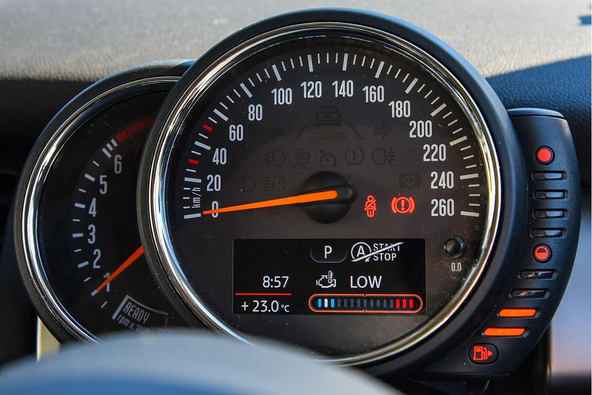 2016 MINI Hatch Cooper F56