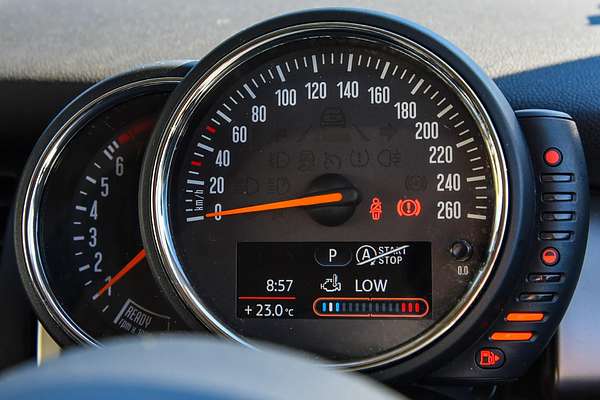 2016 MINI Hatch Cooper F56