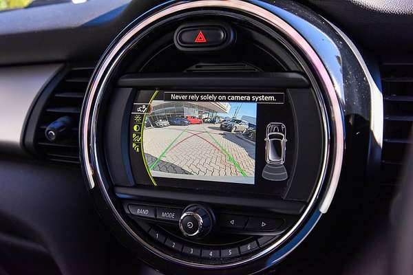 2016 MINI Hatch Cooper F56
