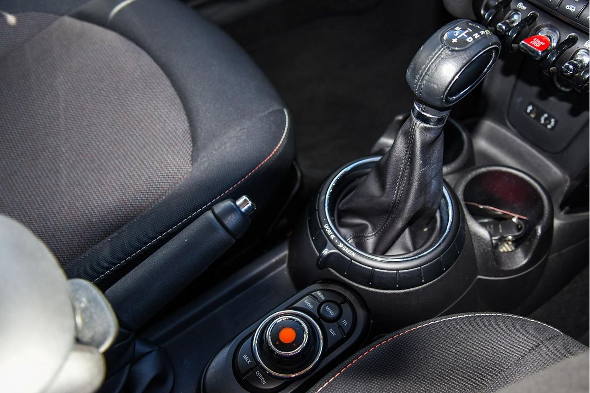2016 MINI Hatch Cooper F56
