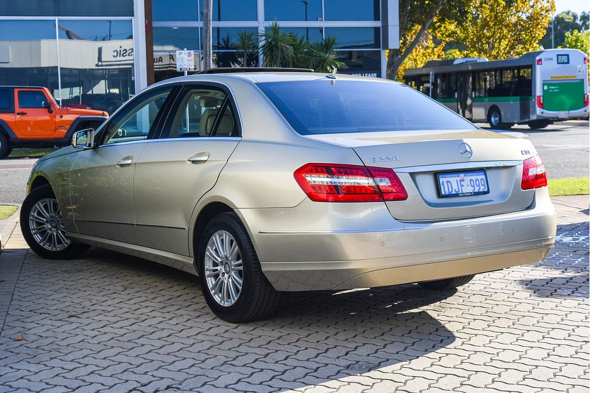 2010 Mercedes-Benz E-Class E220 CDI BlueEFFICIENCY Elegance W212