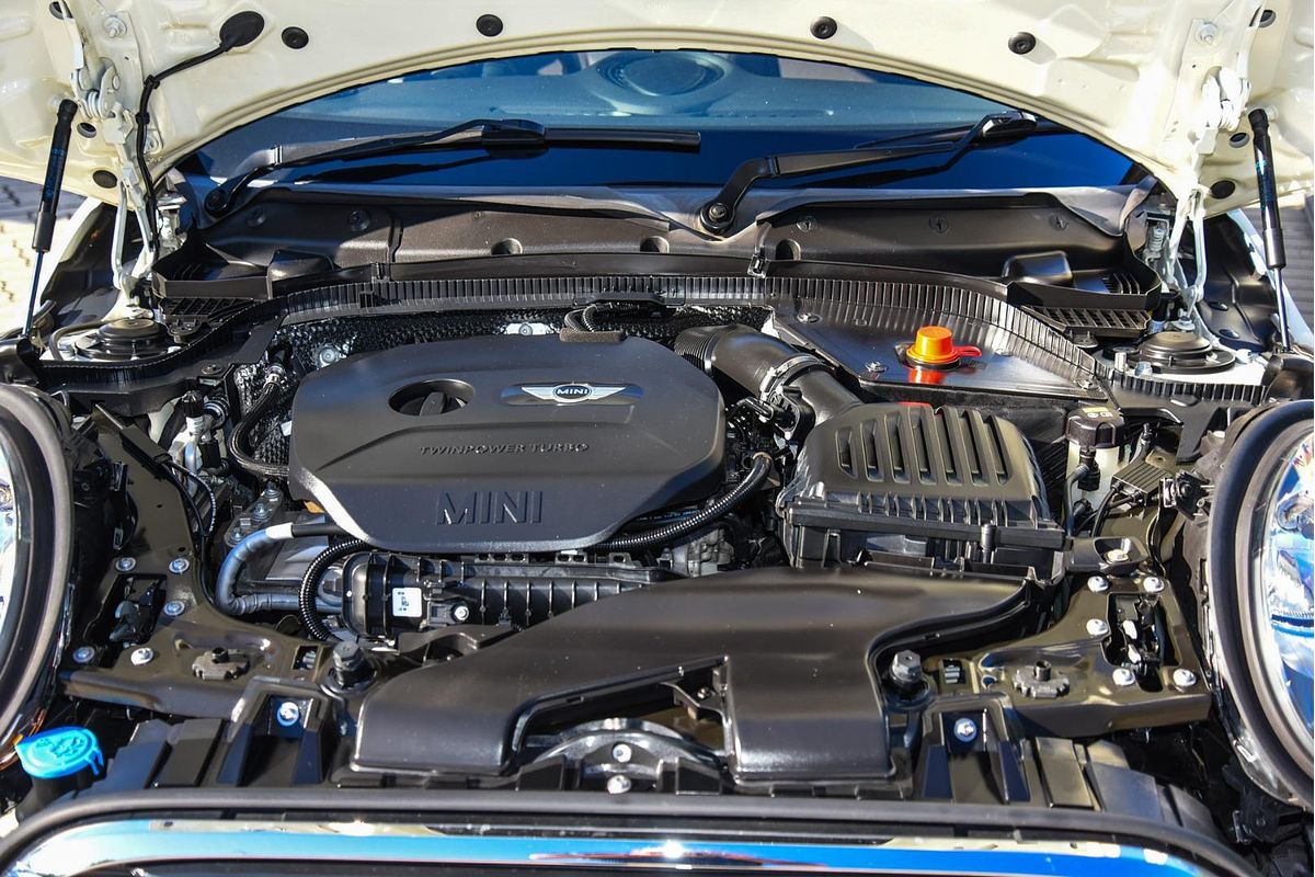 2016 MINI Hatch Cooper F56