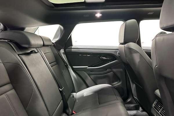 2025 Land Rover Range Rover Evoque P250 Dynamic SE L551