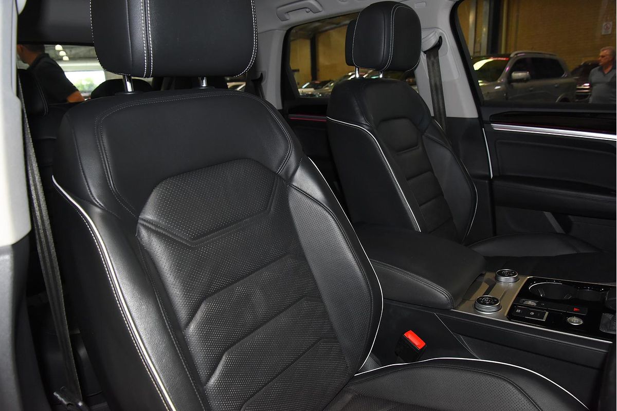 2020 Volkswagen Touareg 210TDI Elegance CR