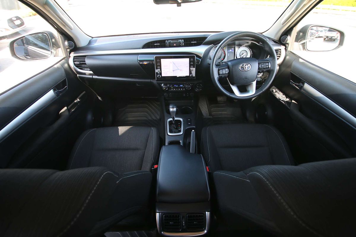 2022 Toyota Hilux SR5 GUN126R 4X4