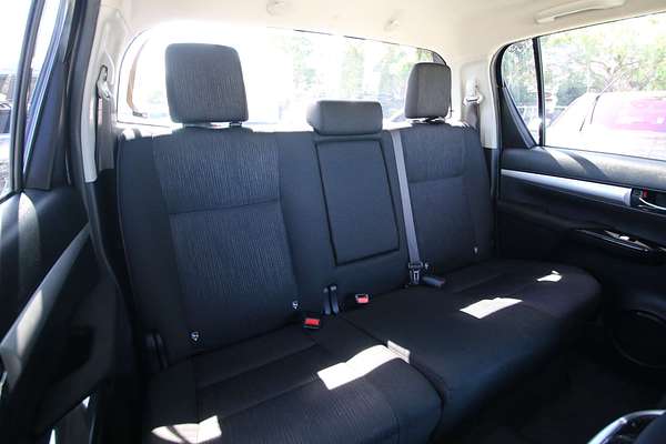 2022 Toyota Hilux SR5 GUN126R 4X4