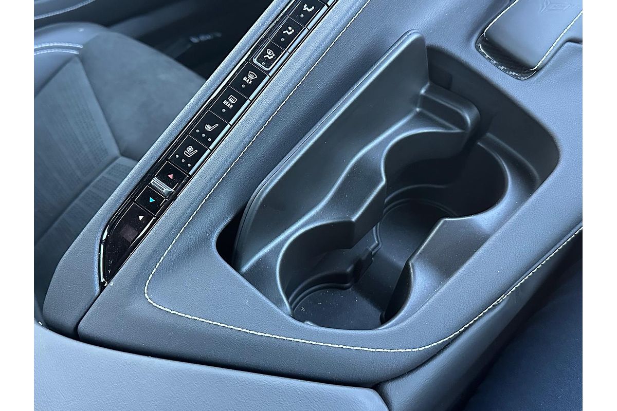 2023 Chevrolet Corvette Stingray 2LT C8