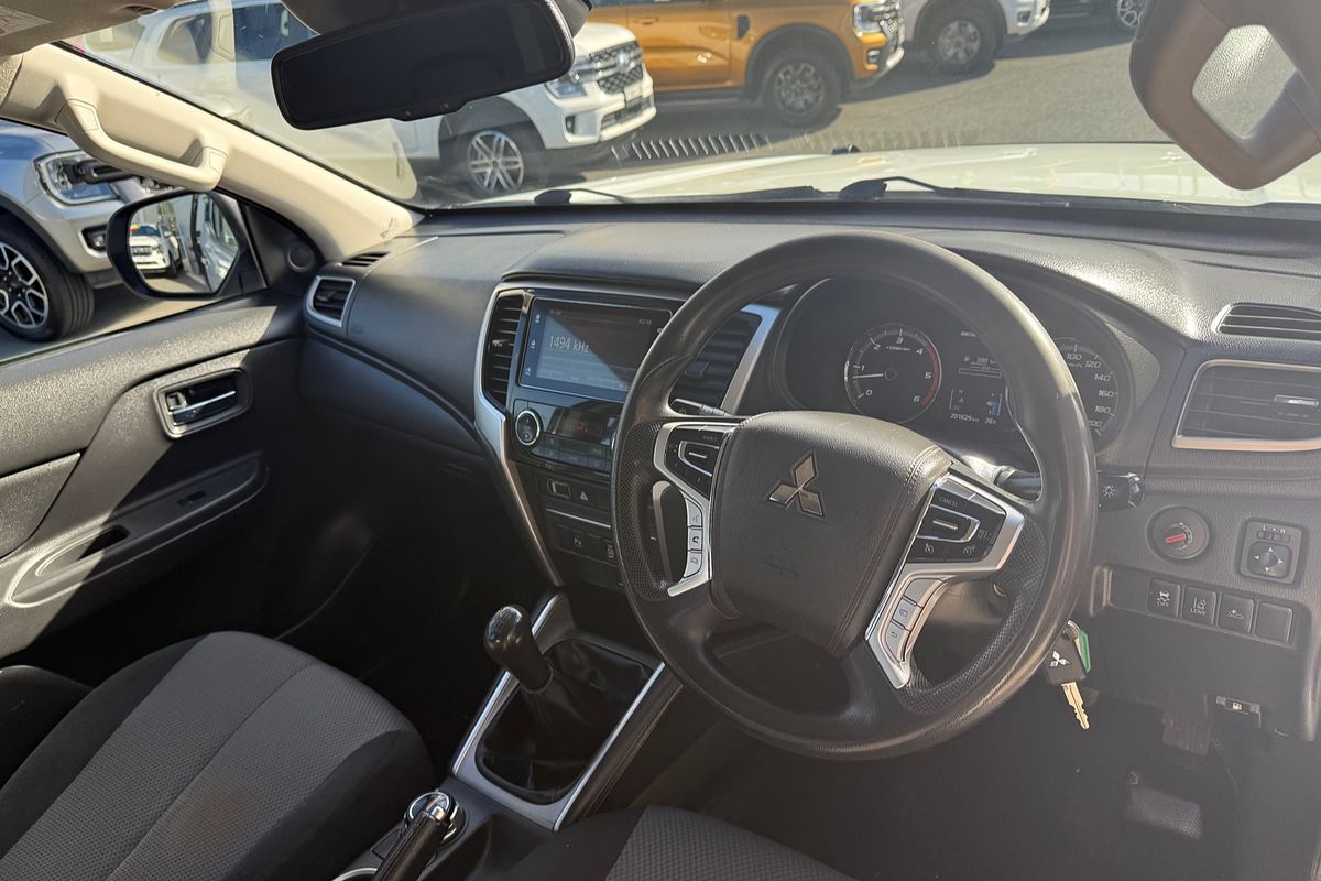 2020 Mitsubishi Triton GLX+ MR 4X4