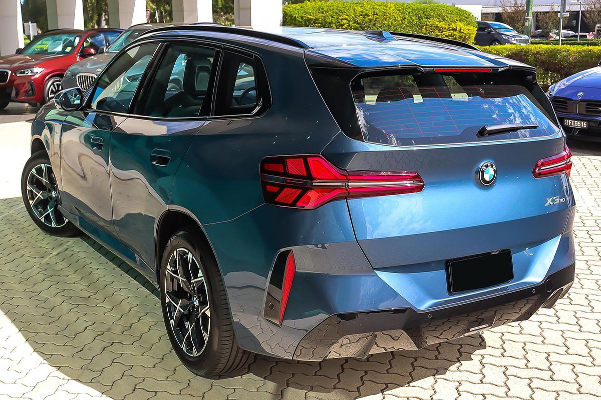 2025 BMW X3 20 xDrive G45