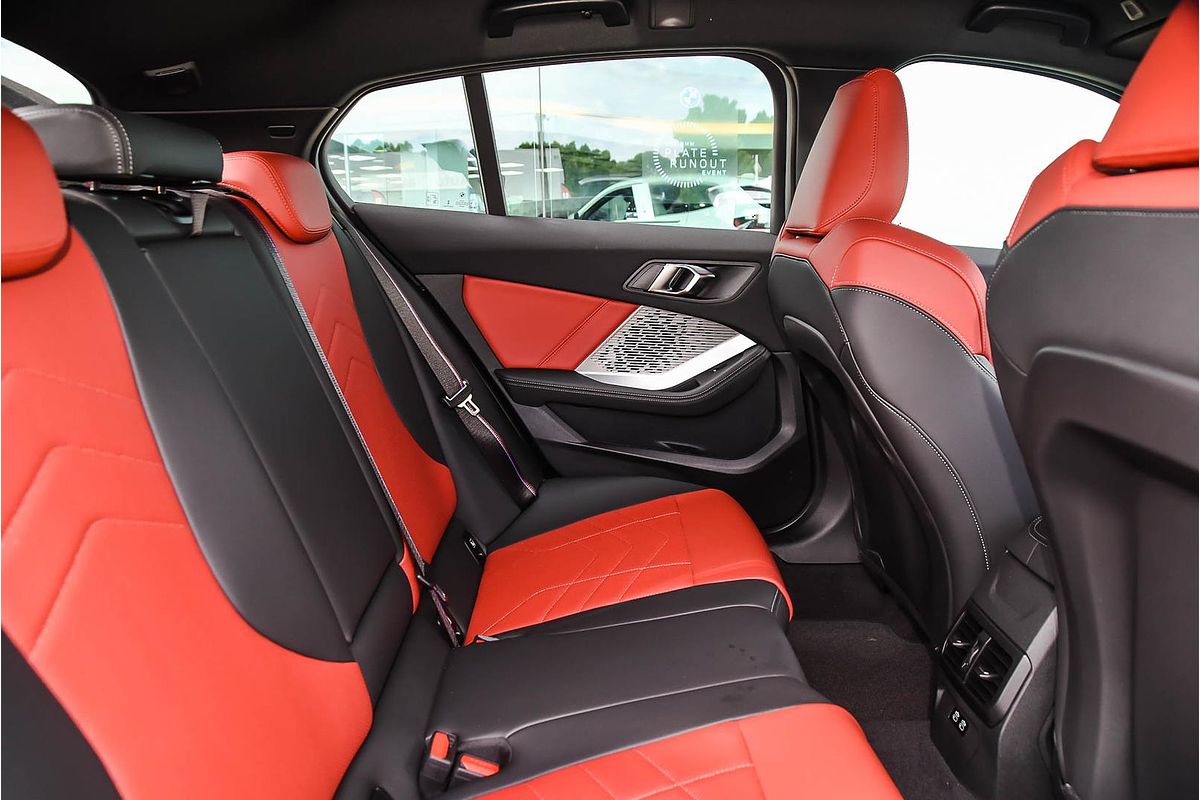 2024 BMW 1 Series 118 M Sport F70