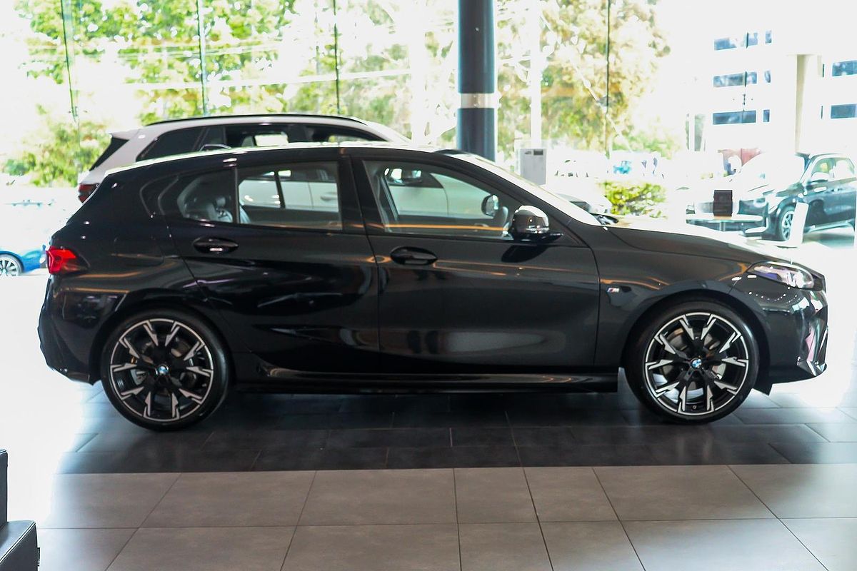 2024 BMW 1 Series 118 M Sport F70