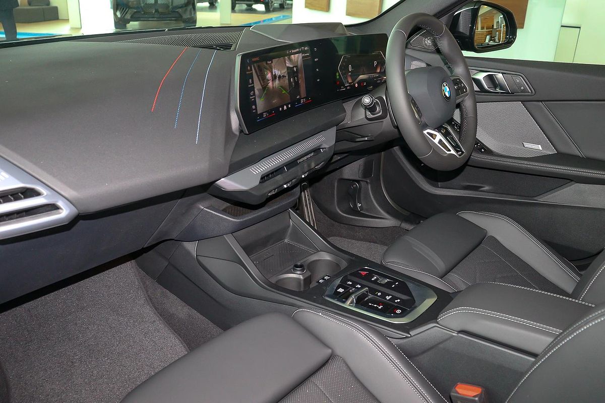 2024 BMW 1 Series 118 M Sport F70