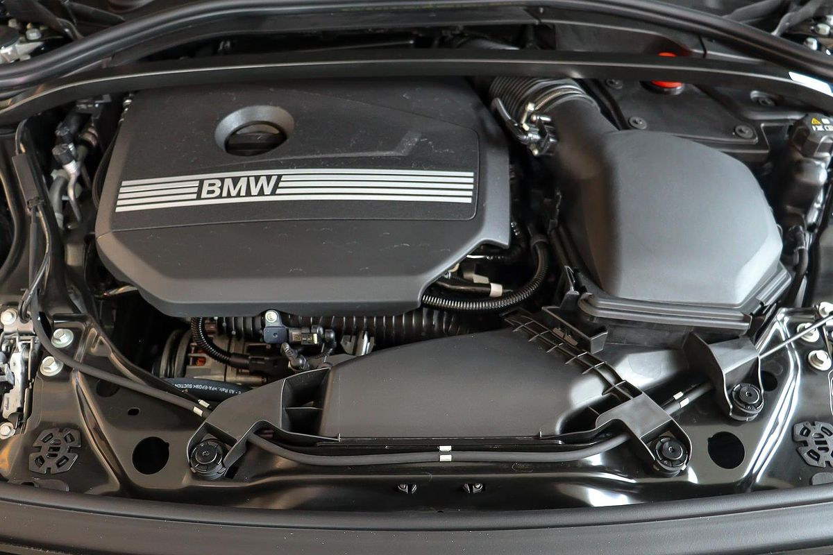2024 BMW 1 Series 118 M Sport F70