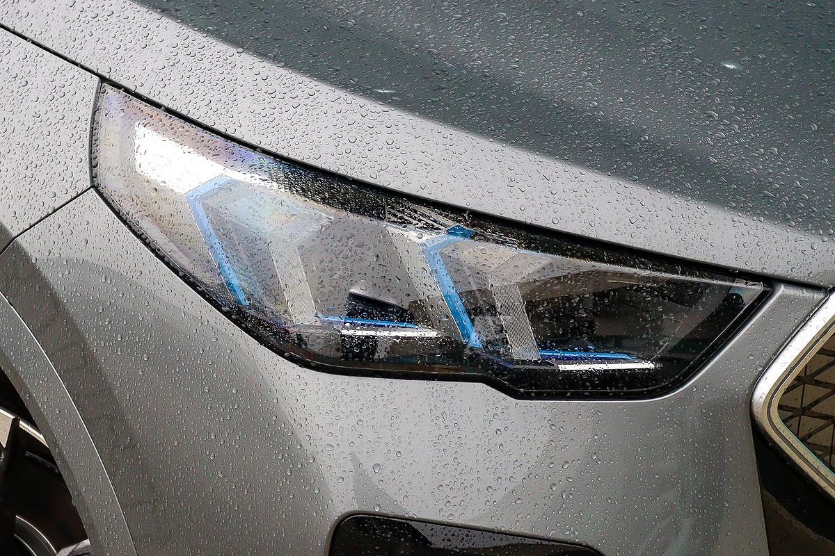 2024 BMW iX2 eDrive20 M Sport U10
