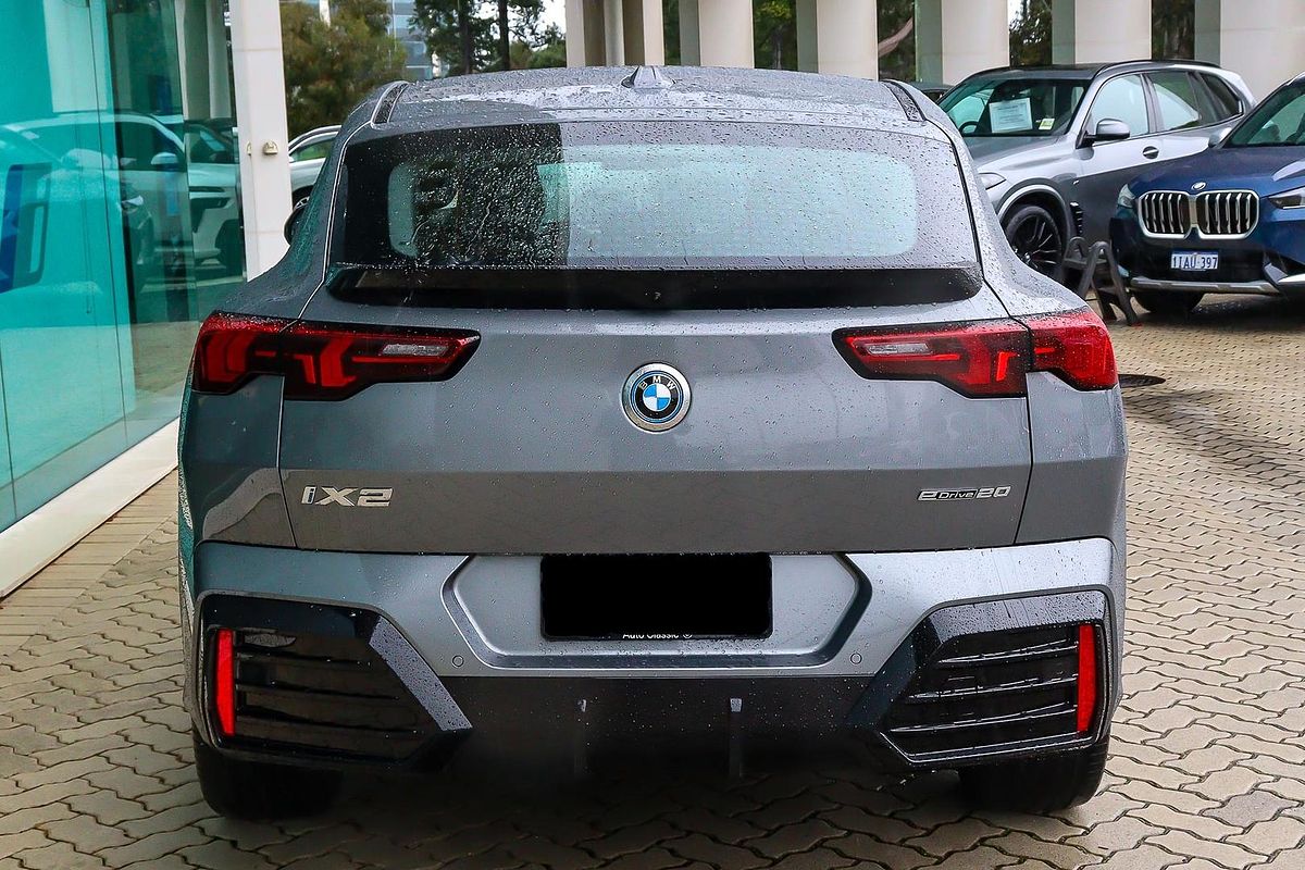 2024 BMW iX2 eDrive20 M Sport U10