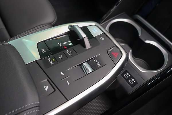 2024 BMW iX2 eDrive20 M Sport U10