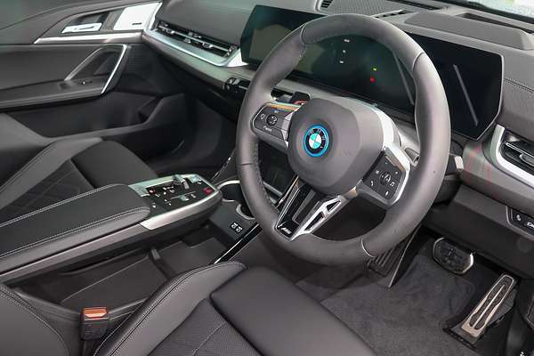 2024 BMW iX2 eDrive20 M Sport U10