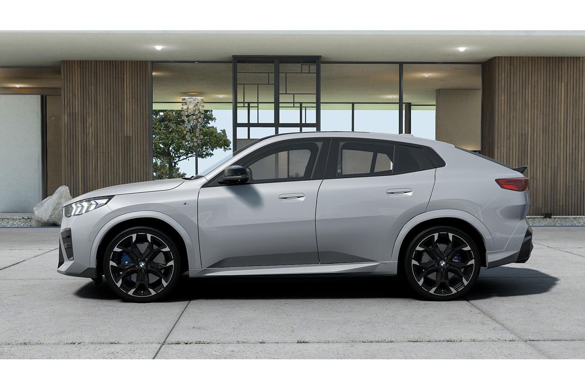 2025 BMW X2 M35i xDrive U10
