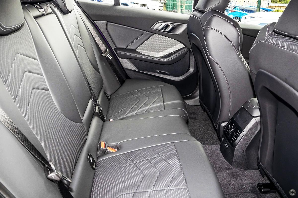 2024 BMW 1 Series 118 M Sport F70