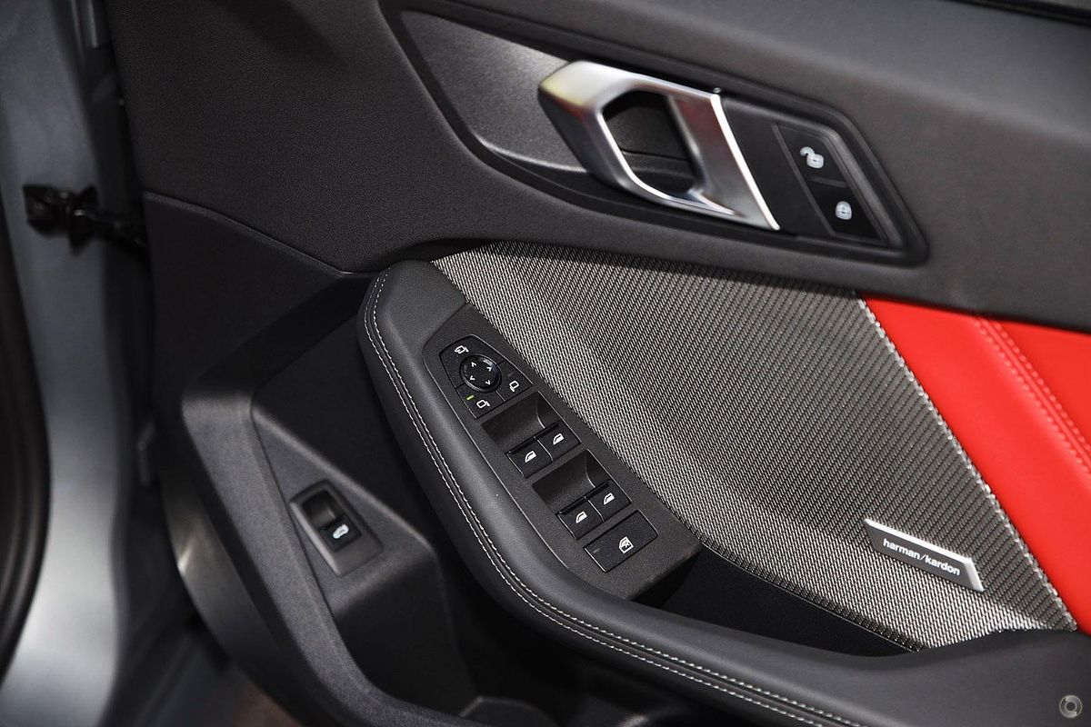 2024 BMW 1 Series 118 M Sport F70