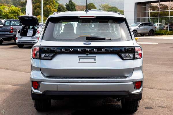 2024 Ford Everest Ambiente 2.0L