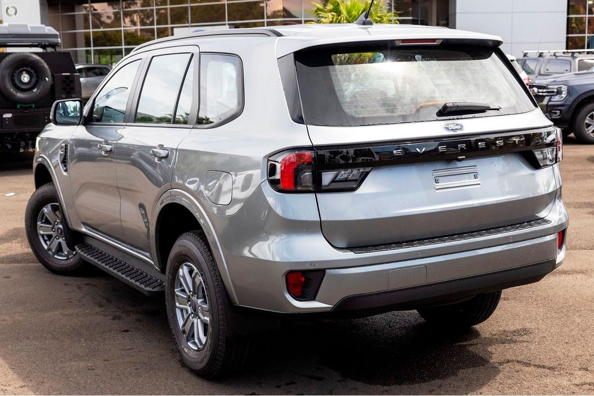 2024 Ford Everest Ambiente 2.0L