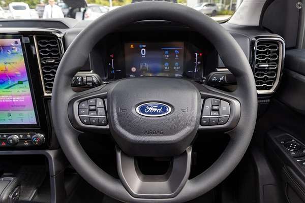 2024 Ford Everest Ambiente 2.0L