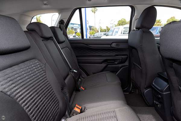 2024 Ford Everest Ambiente 2.0L