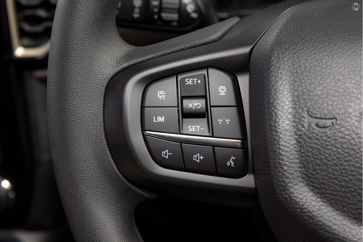 2024 Ford Everest Ambiente 2.0L
