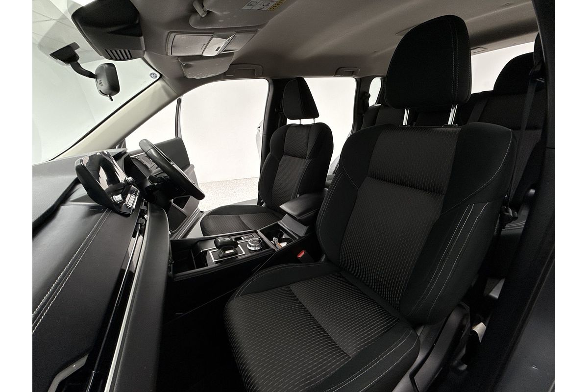 2022 Mitsubishi Outlander ES ZM