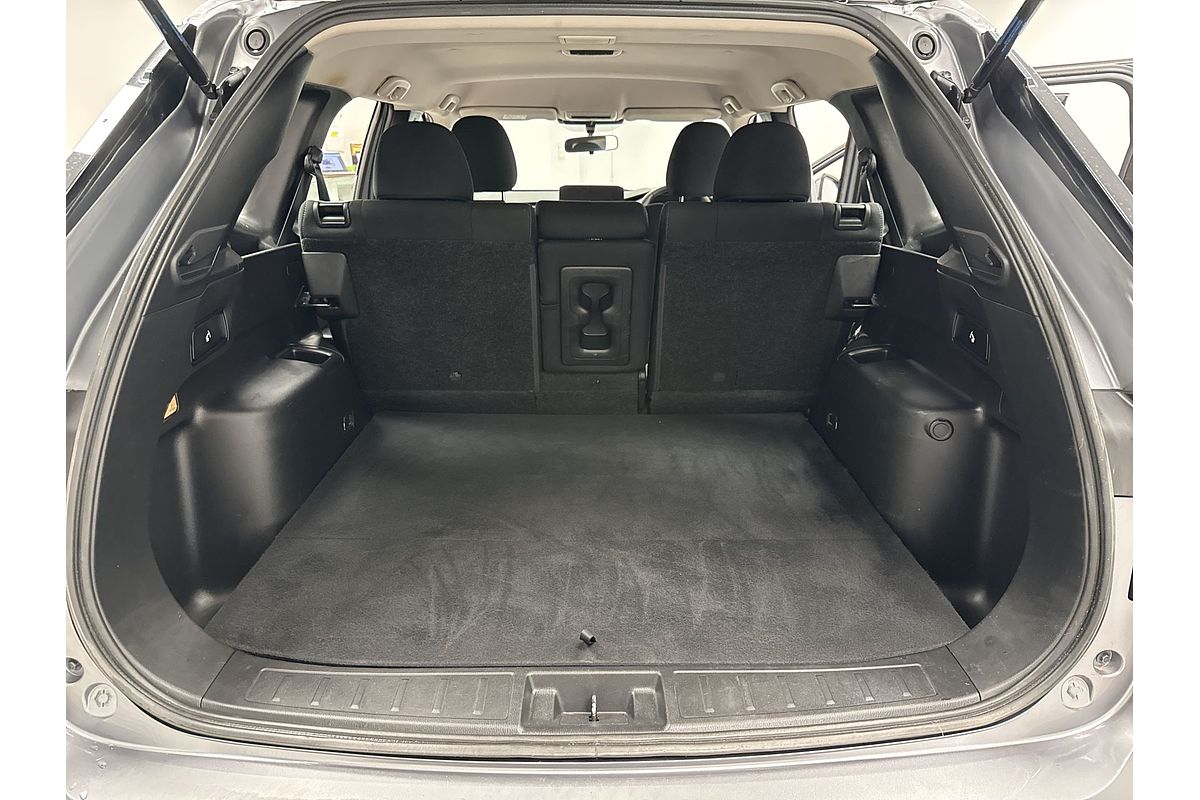 2022 Mitsubishi Outlander ES ZM