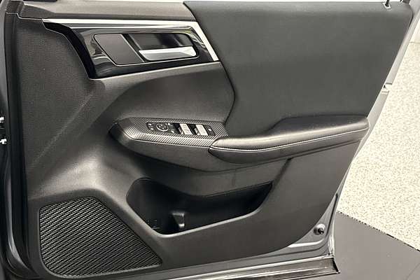 2022 Mitsubishi Outlander ES ZM
