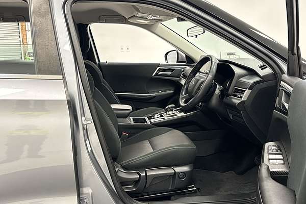 2022 Mitsubishi Outlander ES ZM