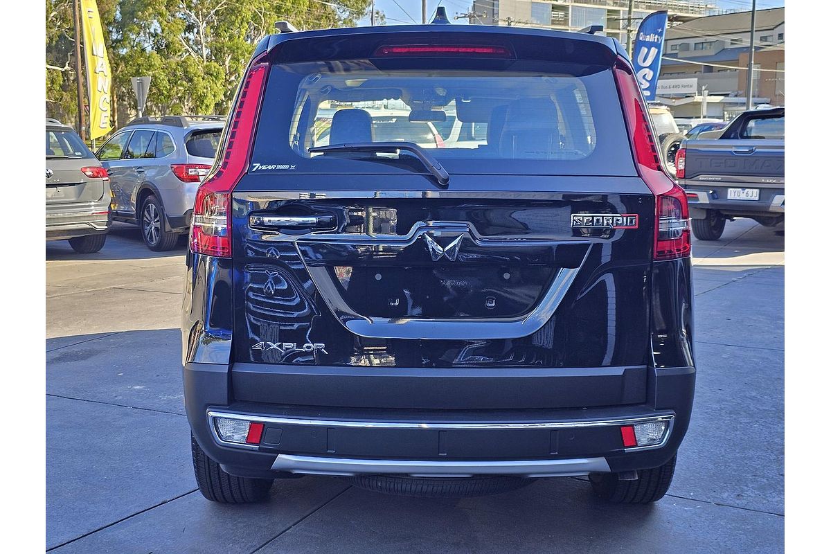 2025 Mahindra Scorpio Z8L