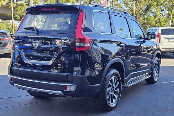 2025 Mahindra Scorpio Z8L