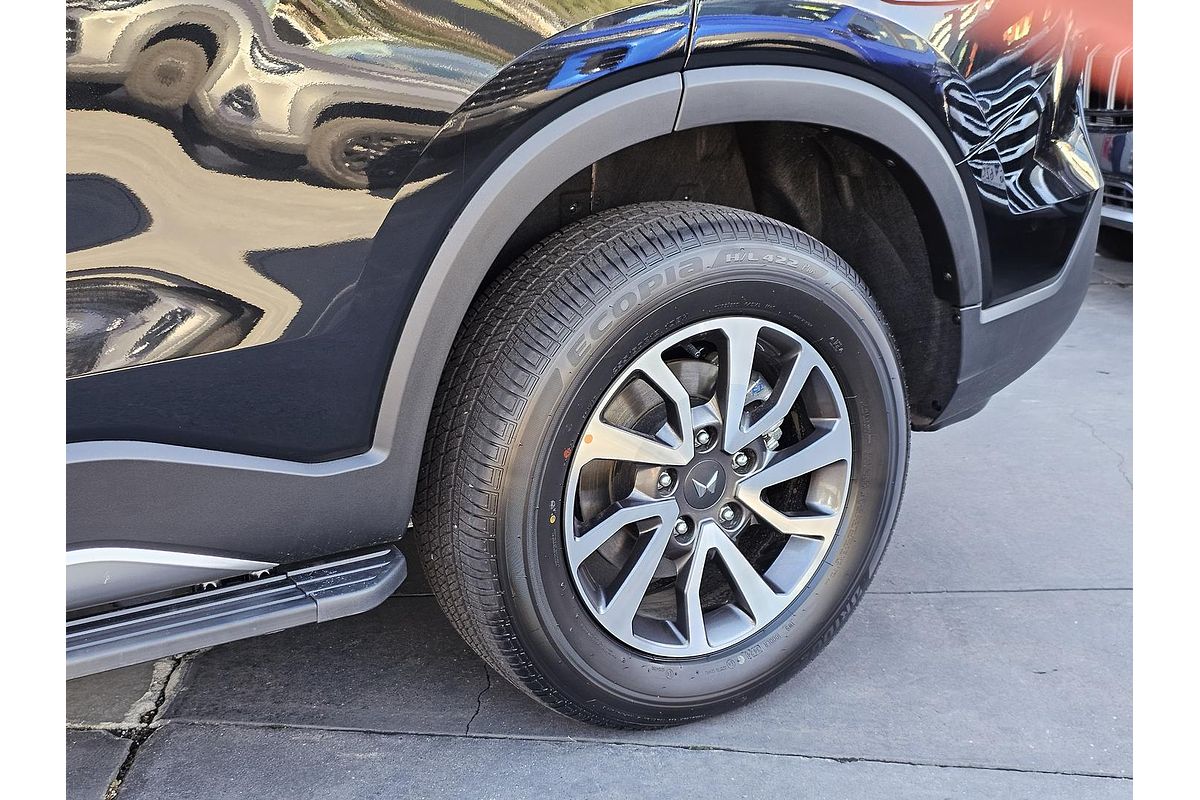 2025 Mahindra Scorpio Z8L