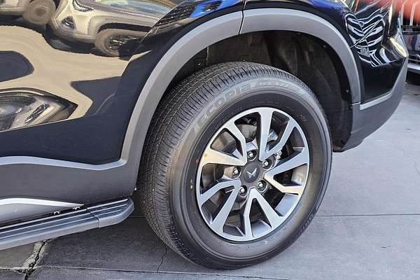 2025 Mahindra Scorpio Z8L